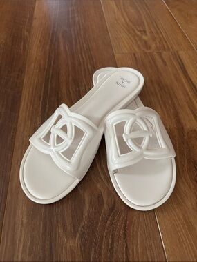 Shade & Shore Women’s White Slides size 8